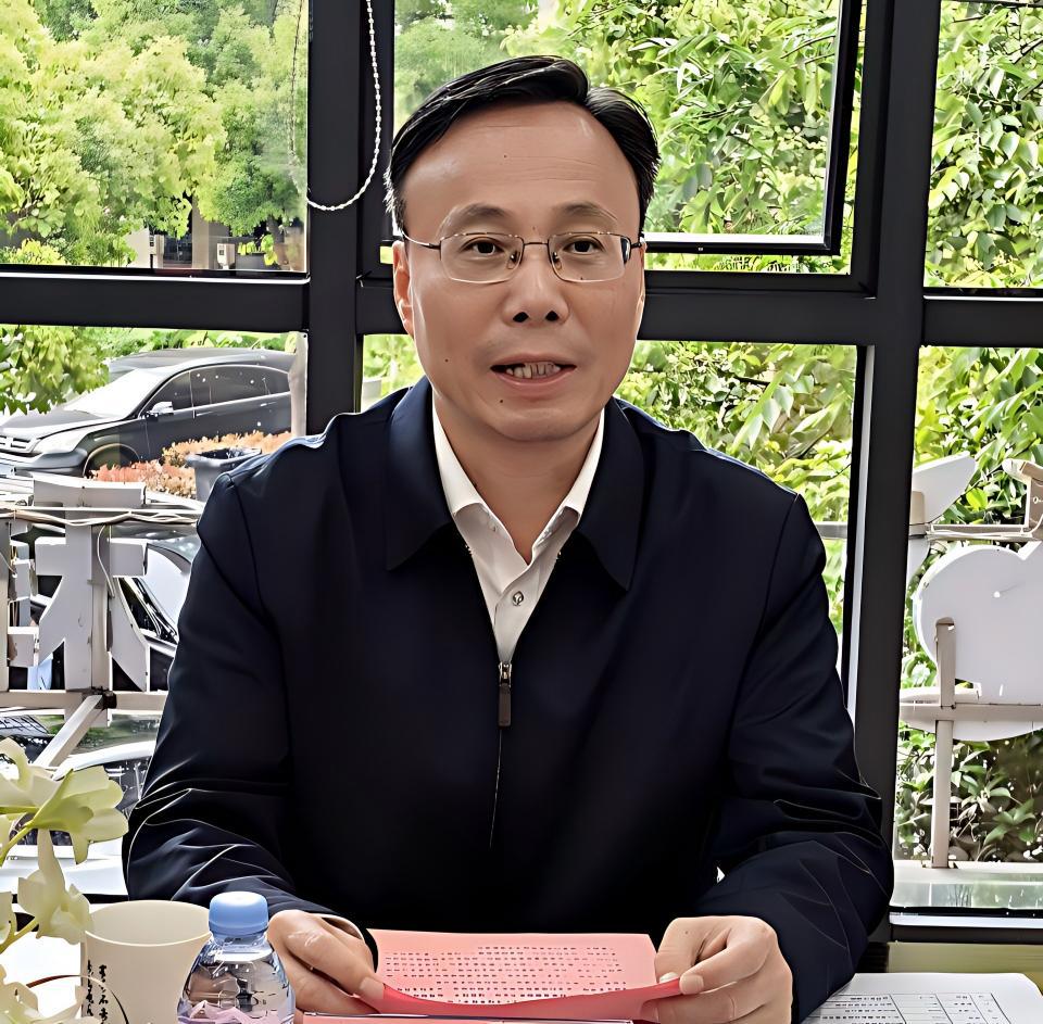 上海电力大学建校75周年“旗展神州•电传薪火”湖北省传旗活动暨湖北校友座谈会举行